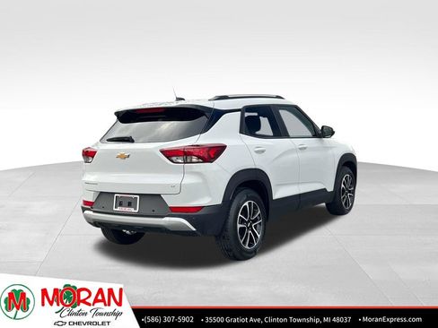 Used 2026 Chevrolet TrailBlazer LT w/ Driver Confidence Package FWD image 6
