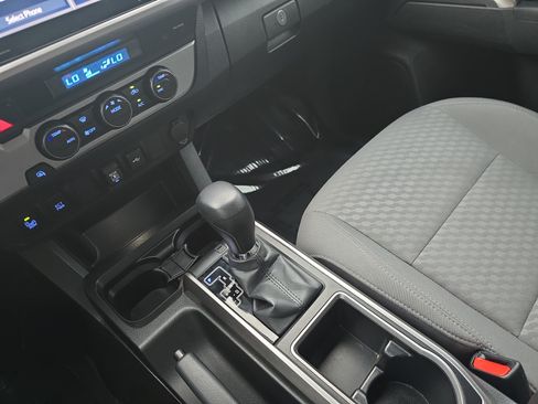 Used 2023 Toyota Tacoma SR5 w/ Technology Package RWD image 24