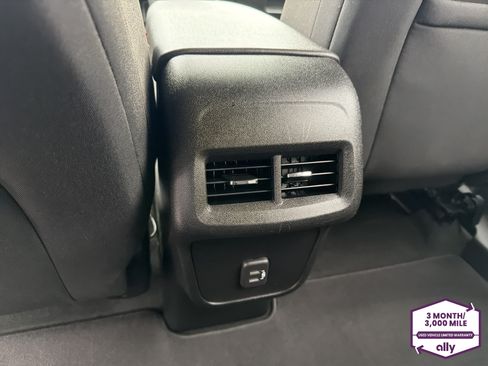 Used 2019 Chevrolet Equinox LS w/ LS Convenience Package FWD image 13