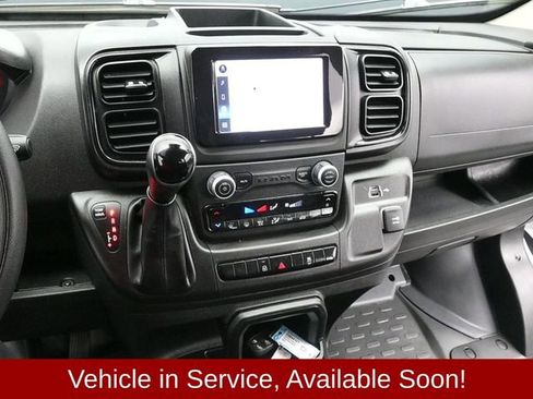Used 2025 RAM ProMaster 2500 w/ Convenience Group image 17