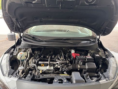 Used 2025 Nissan Versa SV FWD image 32