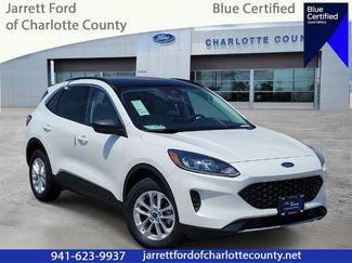Certified 2022 Ford Escape SE w/ Cold Weather Package AWD/4WD video 1