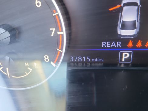 Used 2025 Nissan Altima 2.5 SV FWD image 29