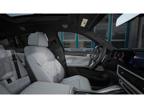 New 2026 BMW X6 M60i image 9