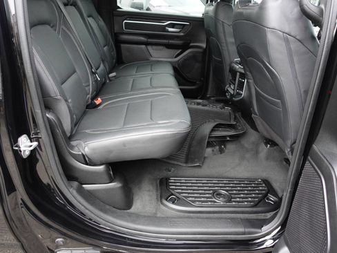 Used 2022 RAM 1500 Big Horn AWD/4WD image 29