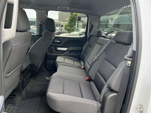 Used 2018 Chevrolet Silverado 1500 LT w/ LT Fleet Convenience Package AWD/4WD image 25