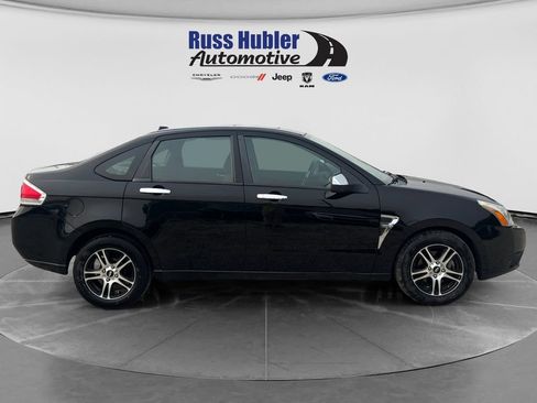 Used 2008 Ford Focus Sedan FWD image 8