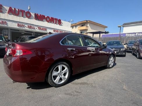 Used 2010 Acura TSX w/ Technology Package FWD image 2