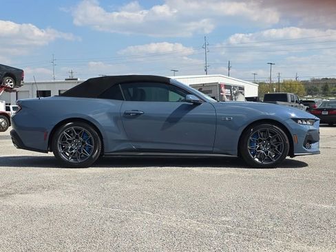 Used 2024 Ford Mustang GT Premium image 6