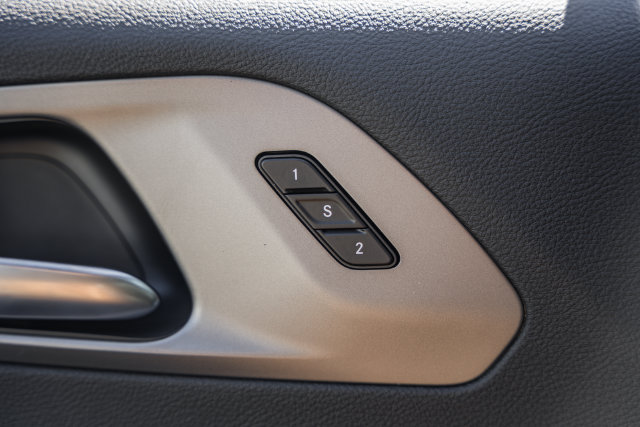 New 2027 Chrysler Pacifica Select w/ Family Tech Group FWD image 49