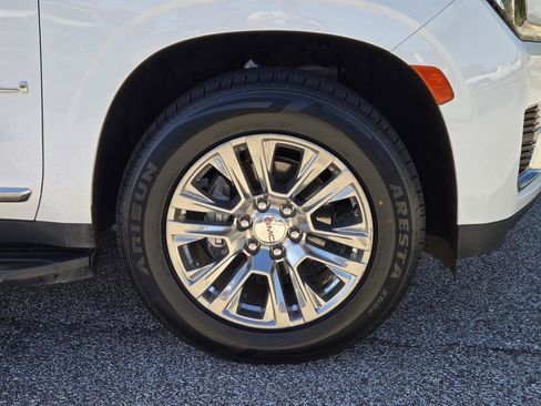 Used 2023 GMC Yukon Denali RWD image 4