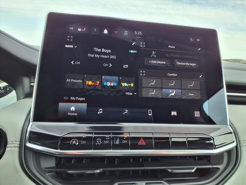 Used 2022 Jeep Compass Limited image 4