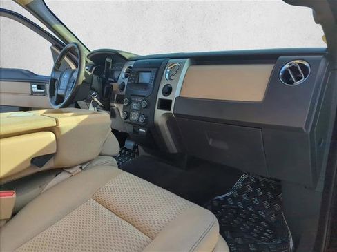 Used 2013 Ford F150 XLT w/ XLT Chrome Pkg image 24