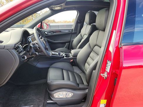 New 2026 Porsche Macan S image 5