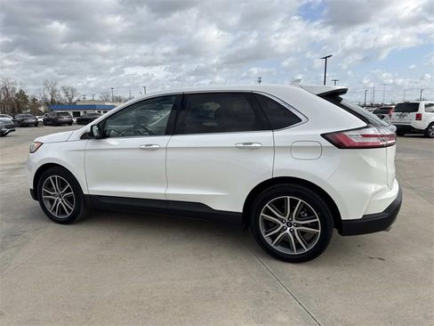 Used 2020 Ford Edge Titanium image 7