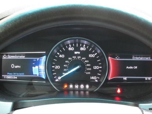 Used 2016 Ford Explorer XLT w/ Equipment Group 202A AWD/4WD image 27