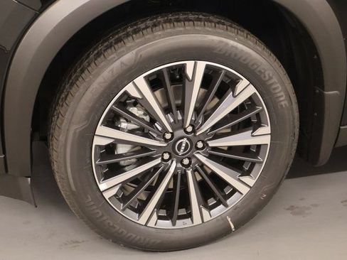 New 2026 Nissan Pathfinder Platinum w/ Cargo Package AWD/4WD image 8