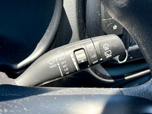 Certified 2023 Kia Soul LX FWD image 27