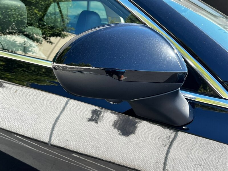 Used 2023 Buick Envision Avenir AWD/4WD image 9