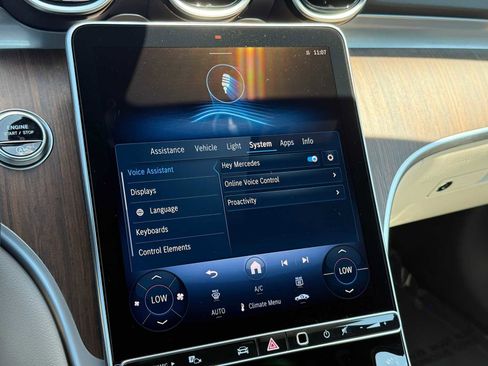 Used 2025 Mercedes-Benz C 300 Sedan image 27