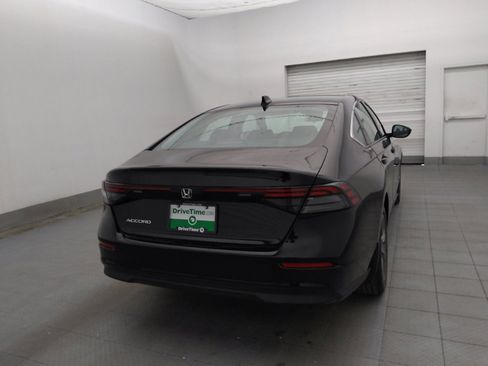 Used 2023 Honda Accord EX image 9