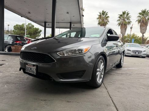 Used 2018 Ford Focus SE image 23
