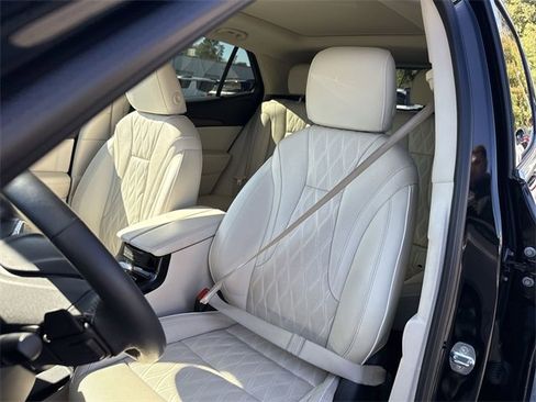 Used 2021 Buick Envision Avenir w/ Technology Package II image 19