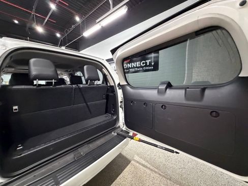 Used 2015 Lexus GX 460 Luxury AWD/4WD image 56
