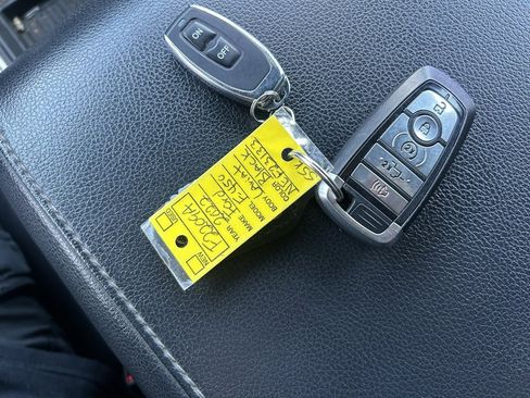 Used 2022 Ford F450 Lariat w/ Lariat Ultimate Package image 16