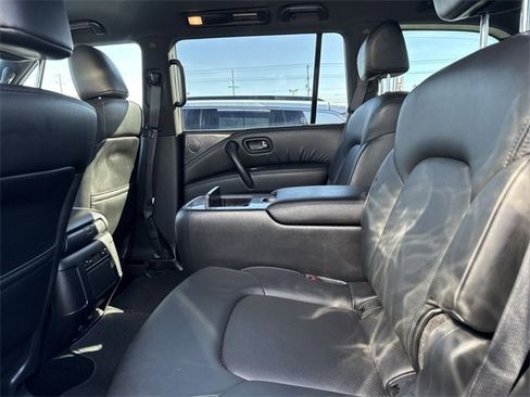 Used 2023 Nissan Armada SL w/ Midnight Edition Package image 9