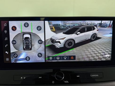 New 2026 Nissan Rogue Platinum w/ Platinum Premium Package image 18