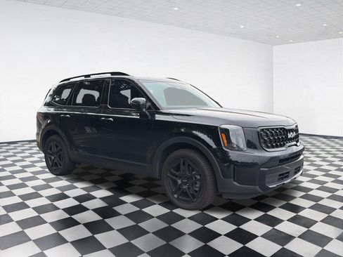 Used 2024 Kia Telluride EX X-Line AWD/4WD image 3