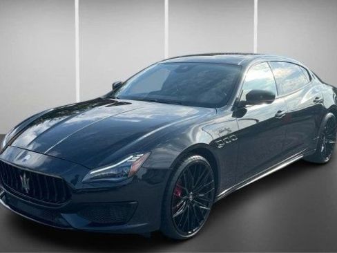 Used 2023 Maserati Quattroporte Modena Q4 AWD/4WD image 15