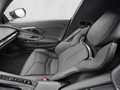 Used 2024 Chevrolet Corvette Stingray Premium Conv w/ Stealth Interior Trim Package RWD image 18