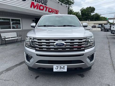 Used 2018 Ford Expedition Max Limited w/ Equipment Group 302A AWD/4WD image 2