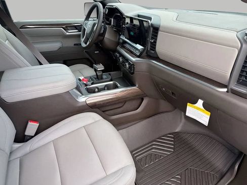 New 2026 Chevrolet Silverado 1500 RST w/ RST All Star Premium Package AWD/4WD image 8