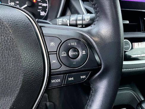 Certified 2024 Toyota Corolla SE image 23