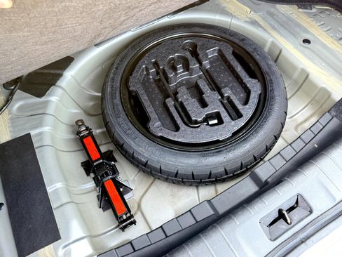 Used 2021 Nissan Sentra SV image 32