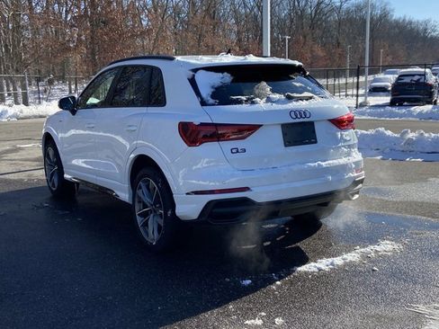 Certified 2025 Audi Q3 2.0T Premium w/ Convenience Package image 7