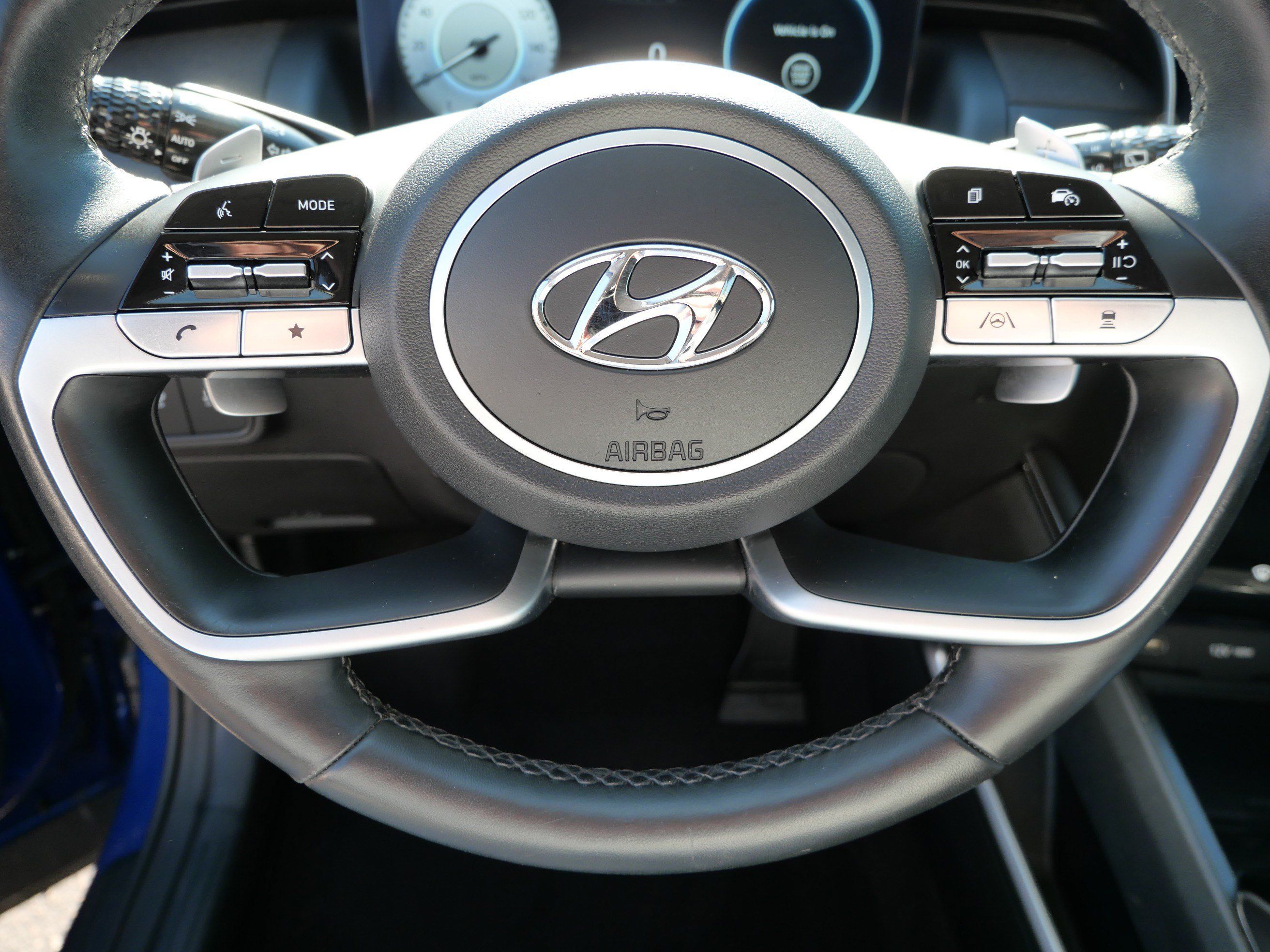 Used 2024 Hyundai Tucson Limited AWD/4WD image 25
