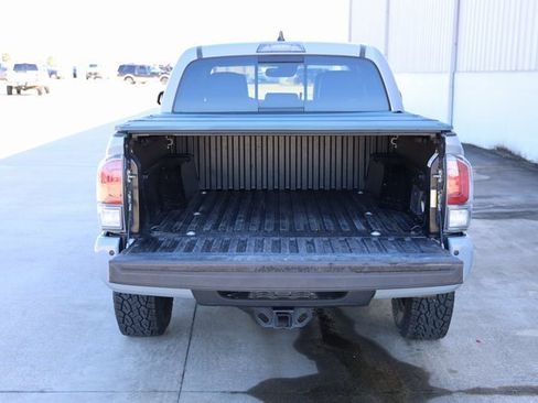 Certified 2020 Toyota Tacoma TRD Off-Road w/ TRD Premium Off Road Package image 8