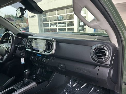 Used 2021 Toyota Tacoma image 26