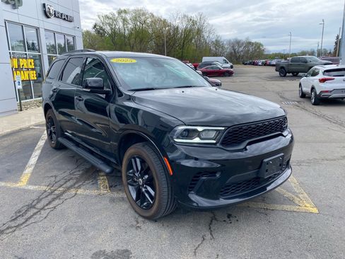 Used 2025 Dodge Durango GT AWD/4WD image 7