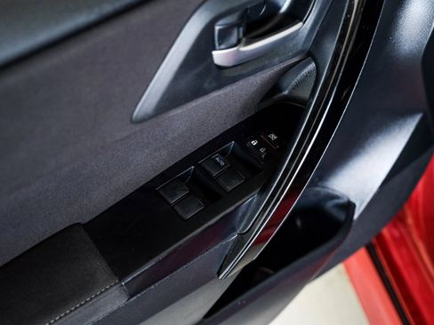 Used 2018 Toyota Corolla iM FWD image 38
