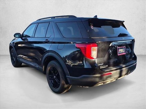 Certified 2021 Ford Explorer XLT w/ Equipment Group 202A AWD/4WD image 7
