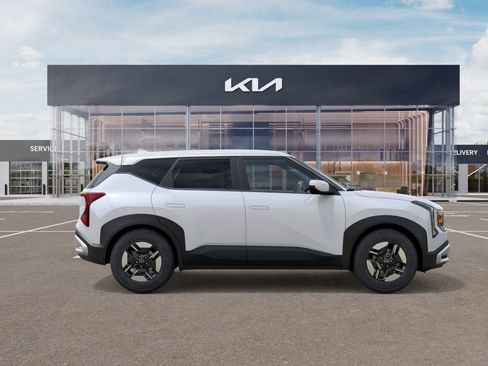 New 2027 Kia Seltos LX AWD/4WD image 7