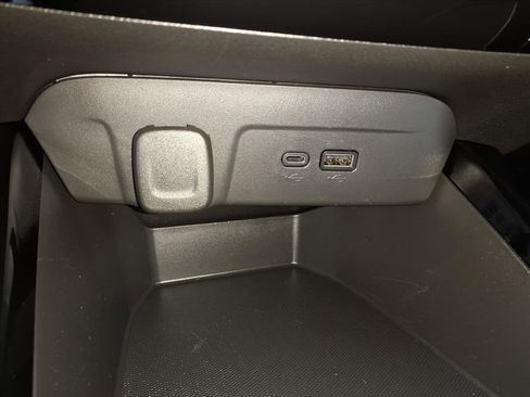 Used 2024 Chevrolet Trax LT w/ Driver Confidence Package image 20