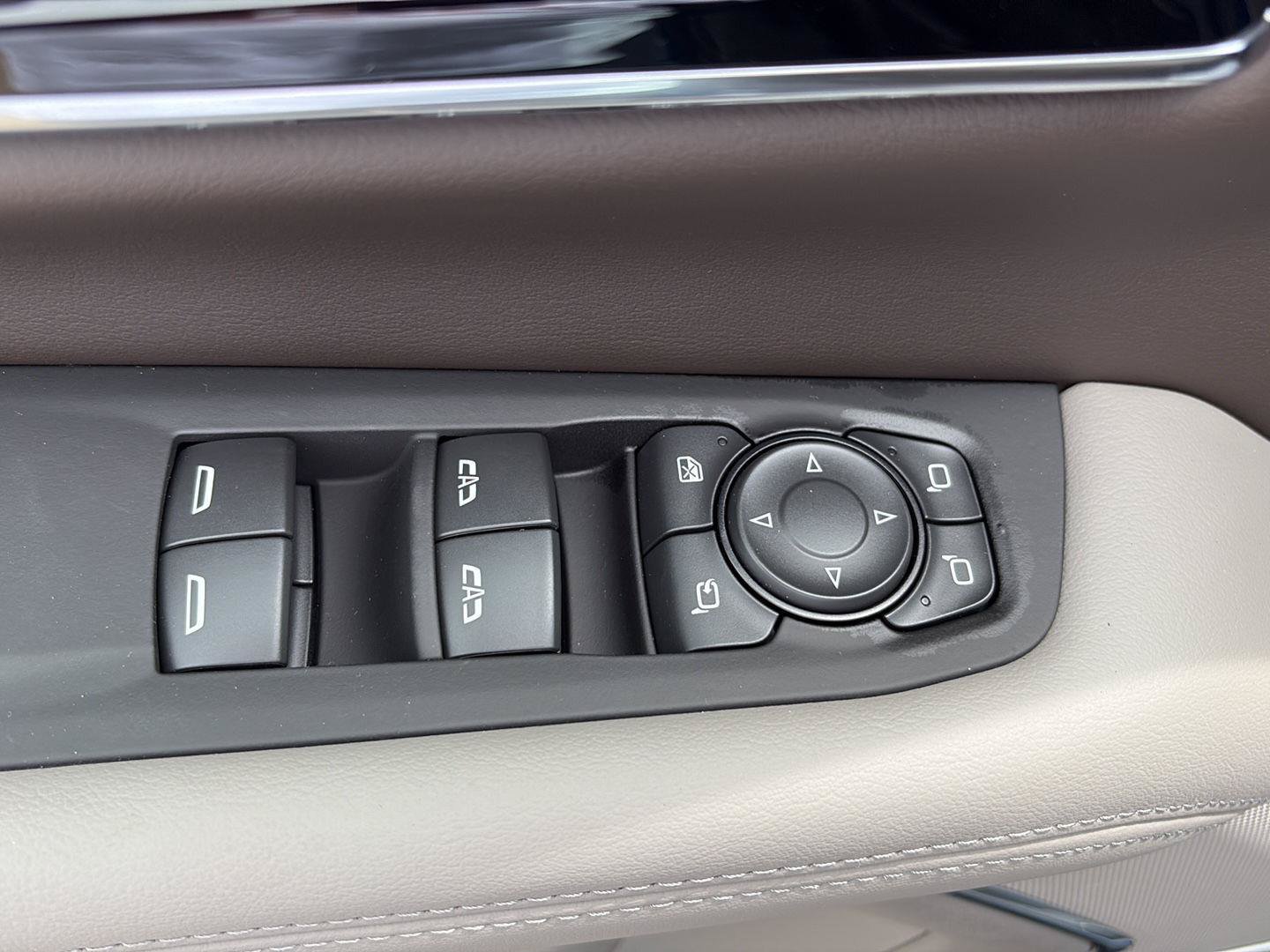 New 2026 GMC Yukon Elevation AWD/4WD image 12