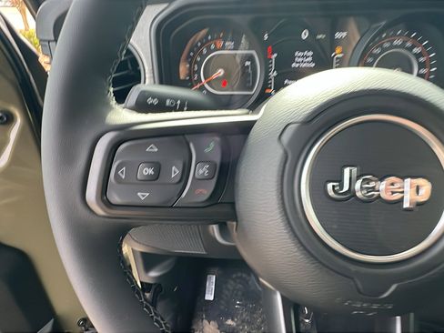 New 2026 Jeep Gladiator Willys image 22