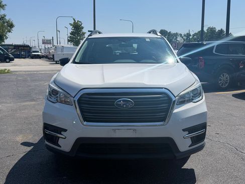 Used 2019 Subaru Ascent 8-Passenger AWD/4WD image 3